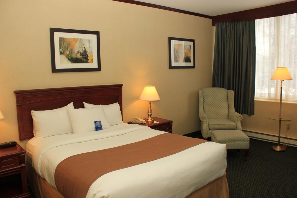 Park Inn Hotel Montreal Airport Dorval Room photo
